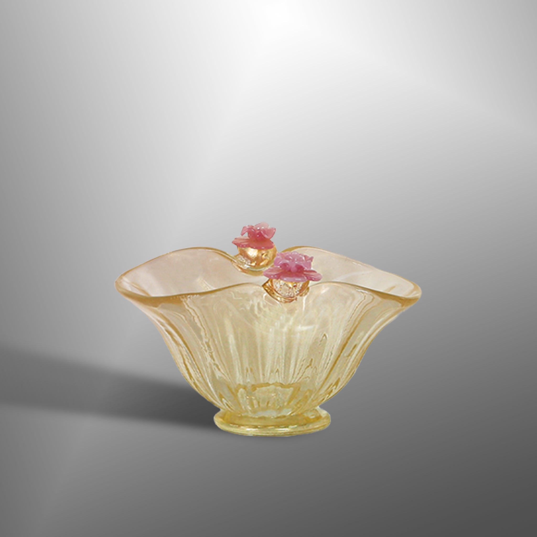 Bathroom accessories with Pink Flowers