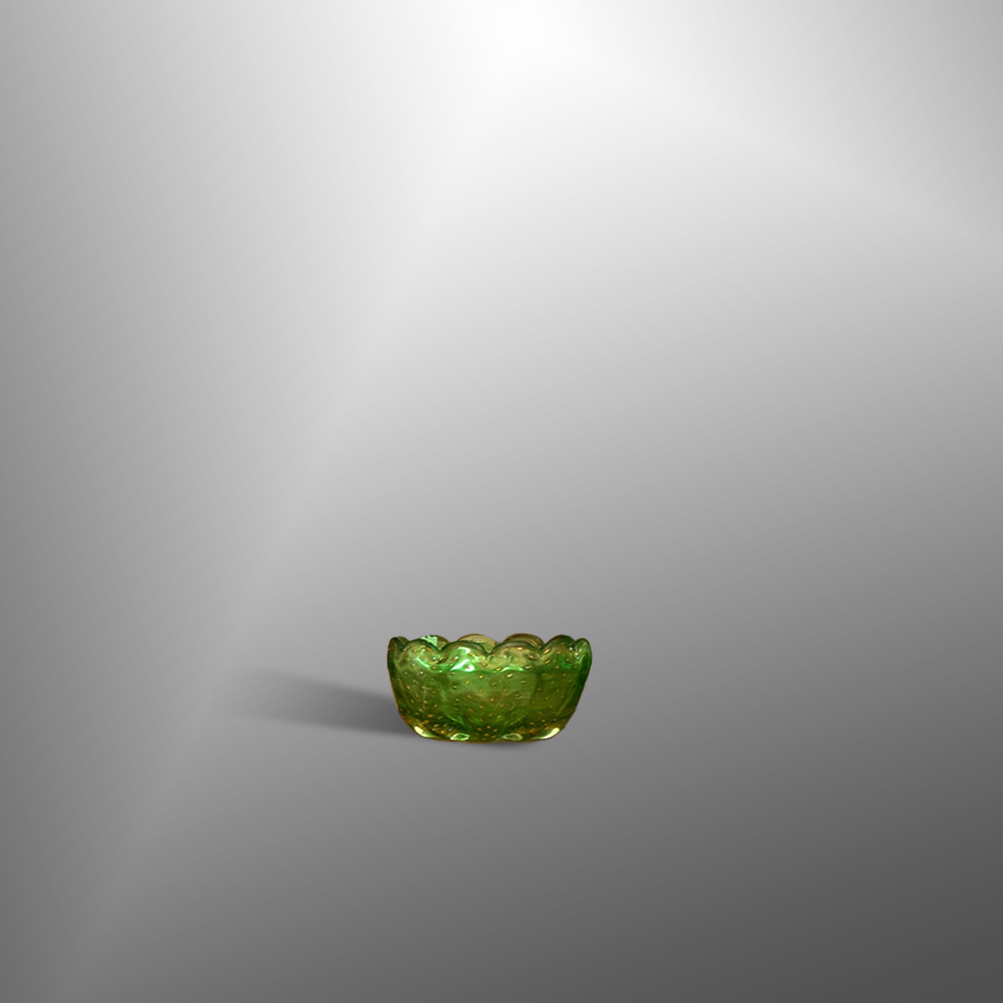 Vases with gold