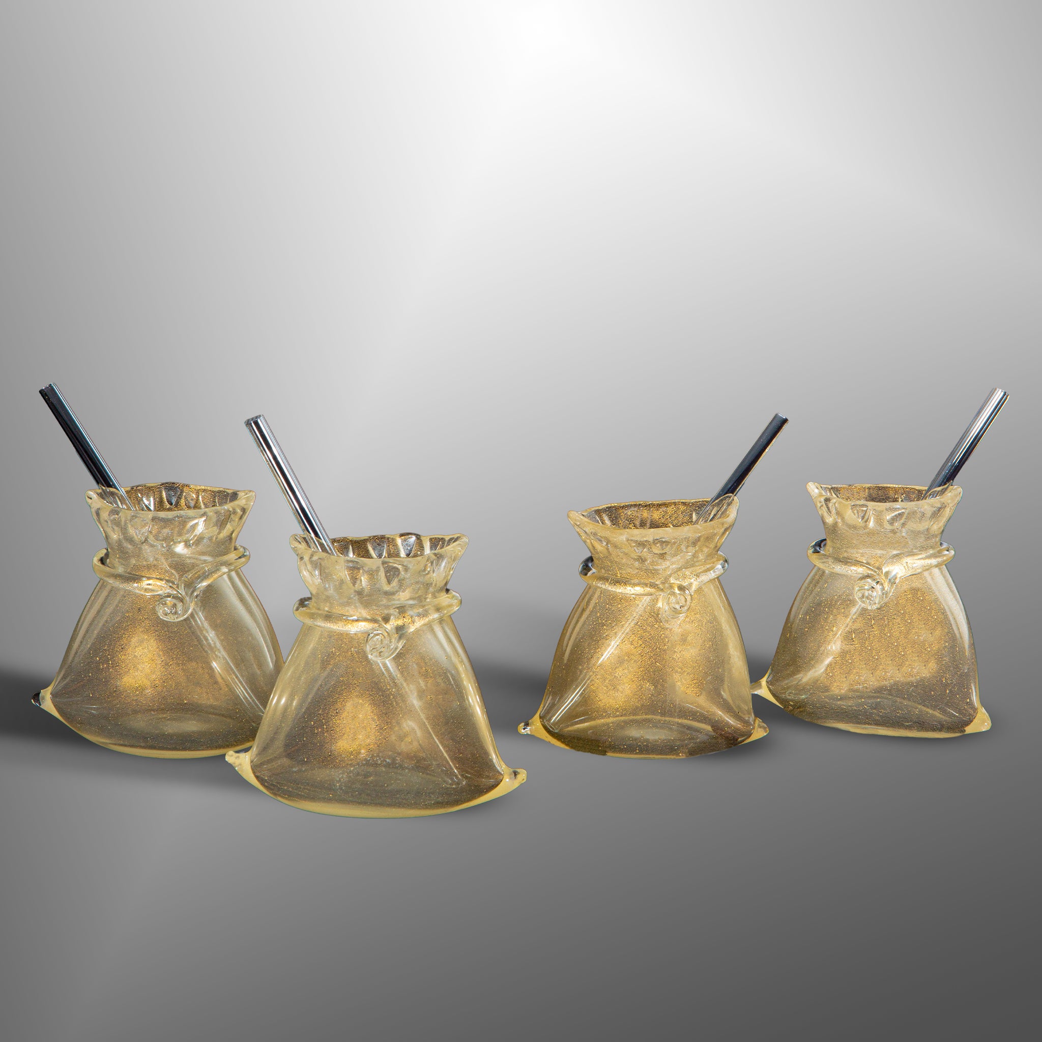 Pouch shaped glasses with straw in Murano glass