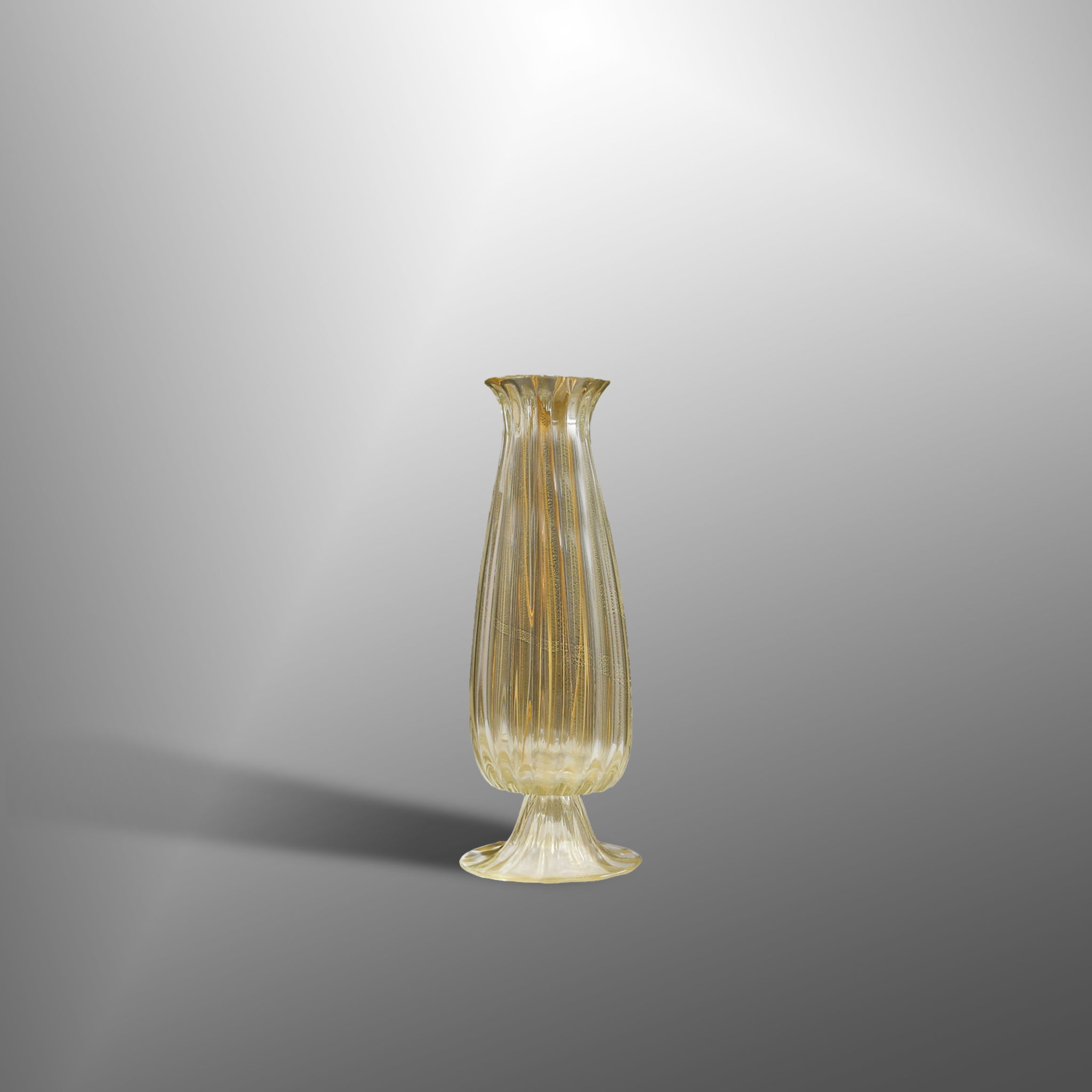 Big vase with handcrafted Murano flowers
