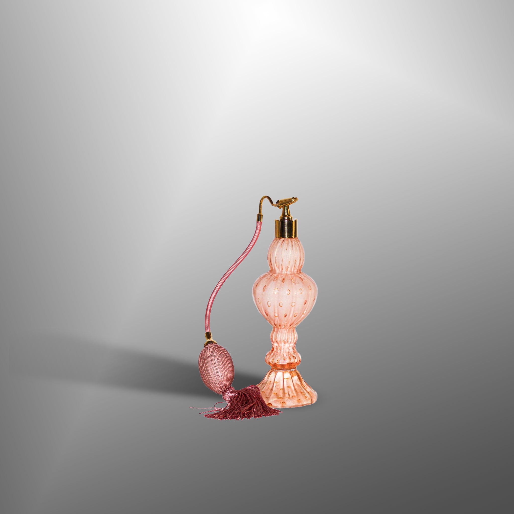 Bottiglie di profumo Rosa "incamiciato"